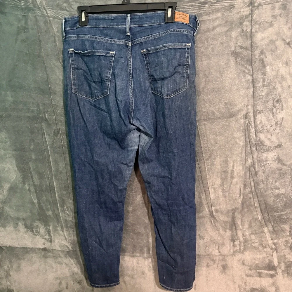 Signature Levis Jeans Womens 34 X 26 Blue Denim Mid Rise Skinny Crop